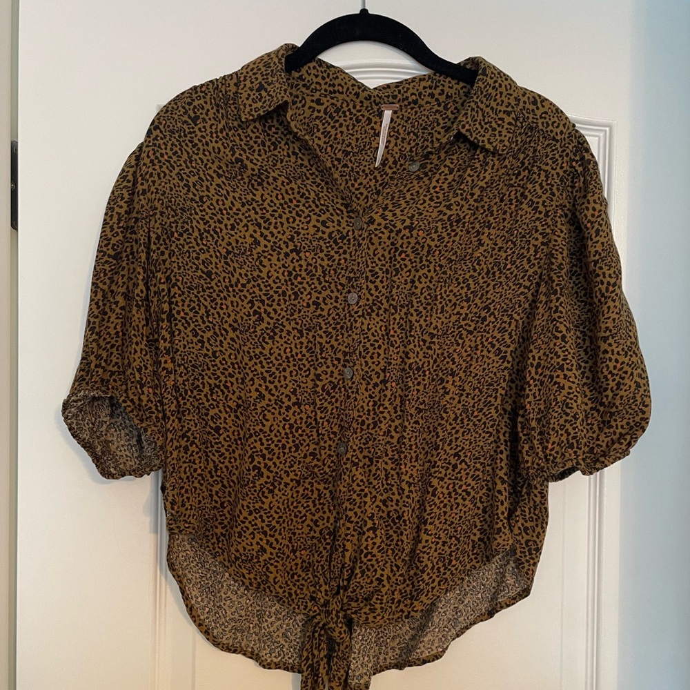 Free People cropped leopard tie button down top